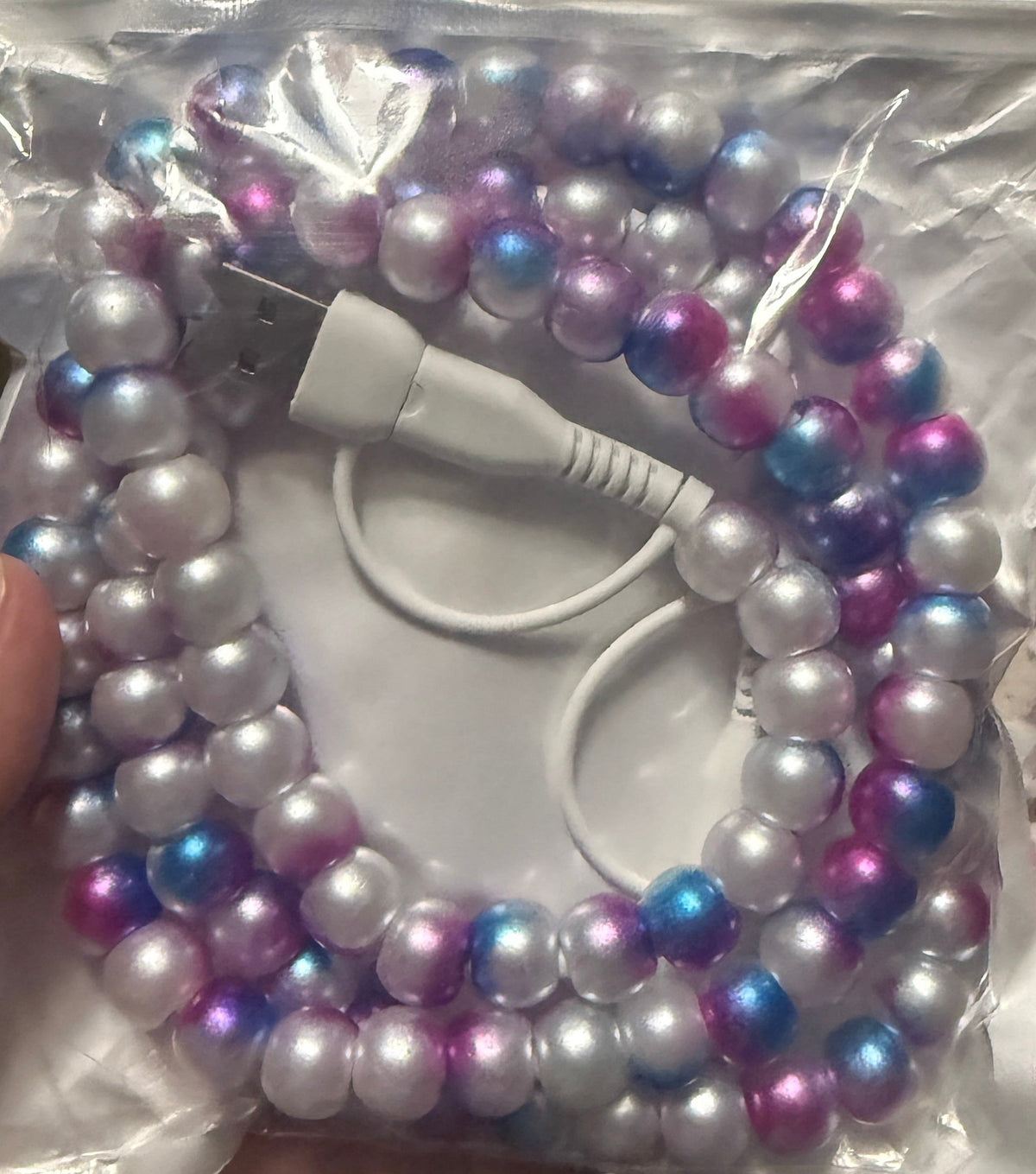 PATTERNED BEADED 4-IN-1 FAST CHARGING PHONE AND DEVICE CHARGER | 26 STYLES