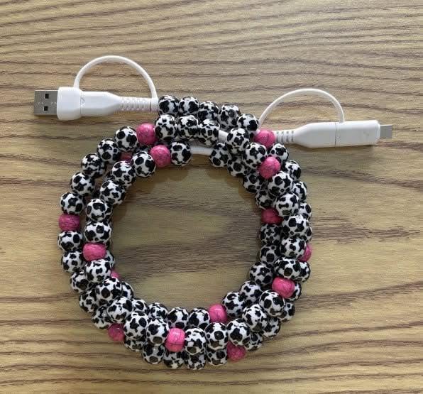 PATTERNED BEADED 4-IN-1 FAST CHARGING PHONE AND DEVICE CHARGER | 26 STYLES